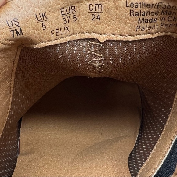 NAYA Felix Hidden Wedge Ankle Bootie - Picture 11 of 11